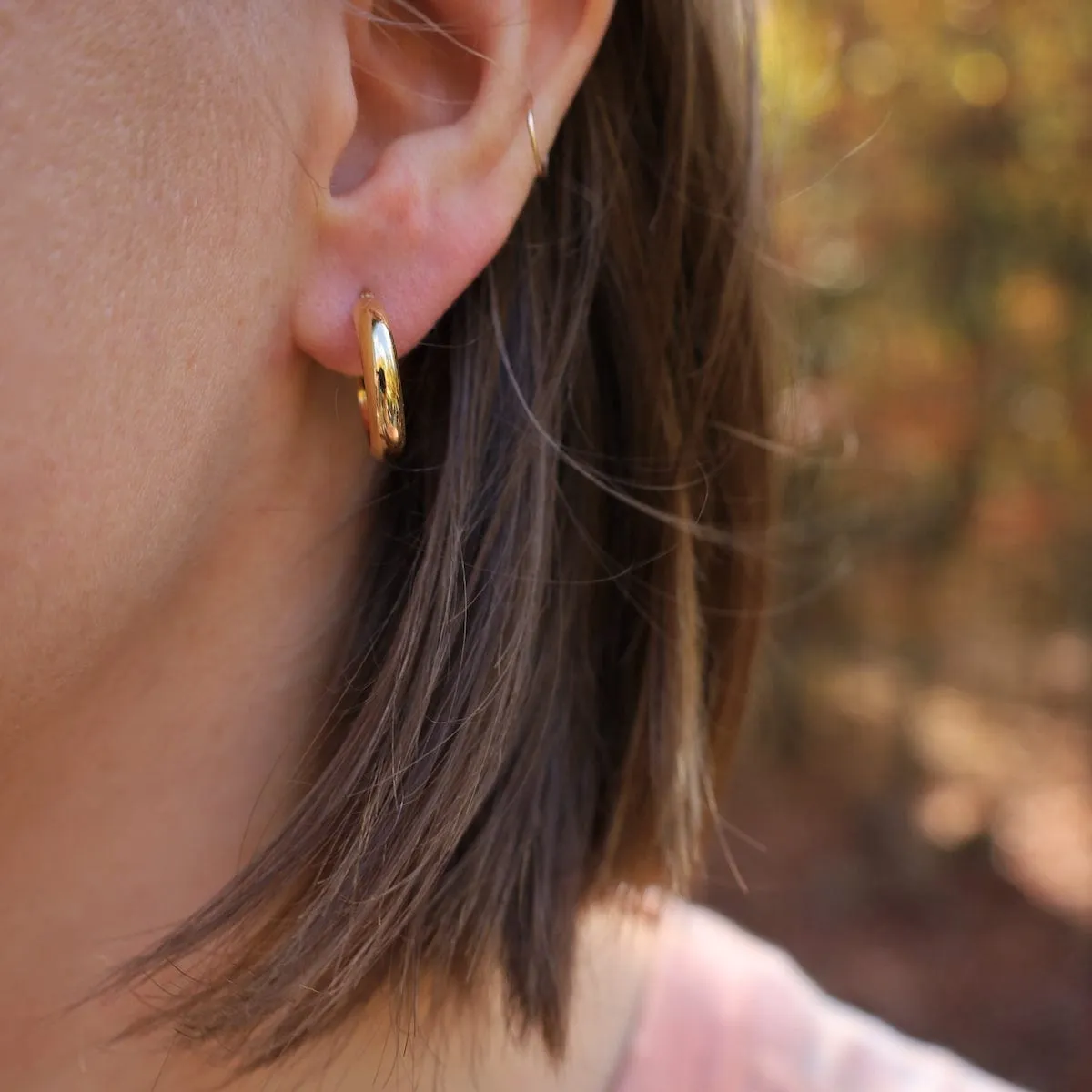 14k Yellow 18mm 1/2 Round Tube Hoop