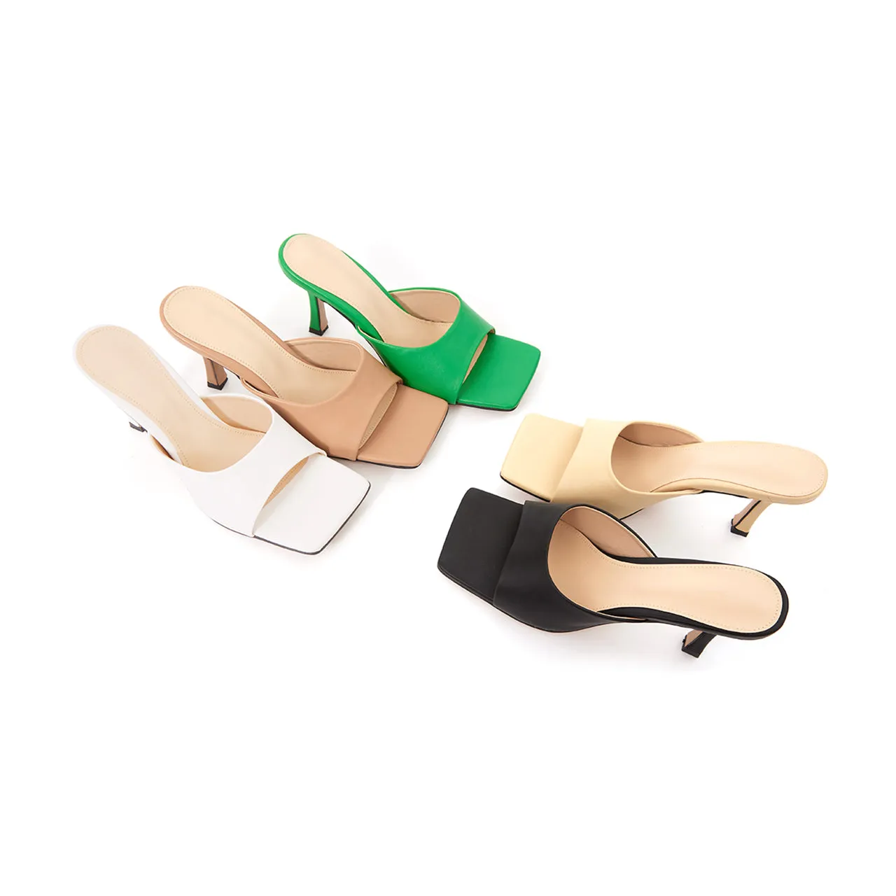 AR-3266 Square Heeled Mule
