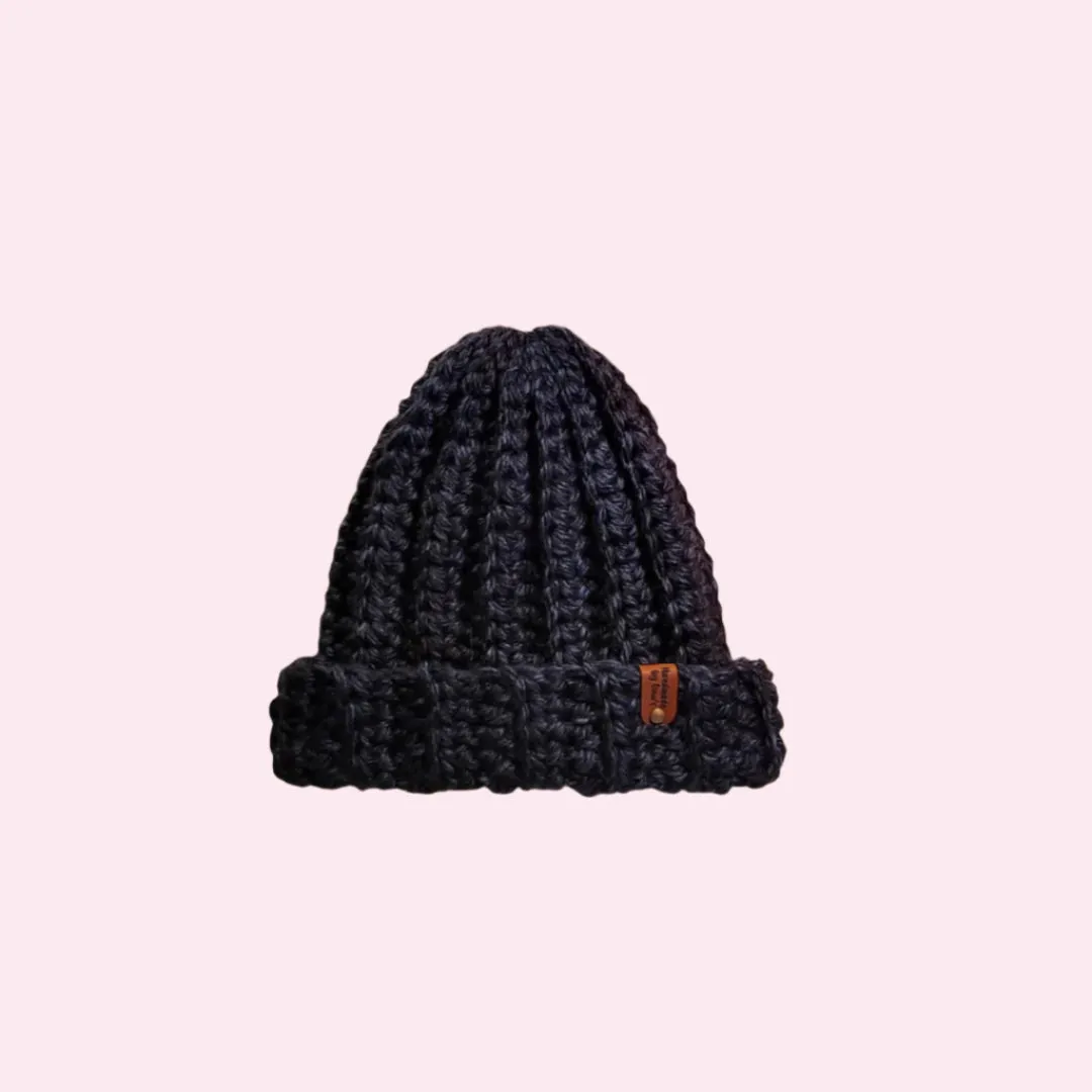 Beanie Chunky Style Yarn Milwaukee Midnight Blue