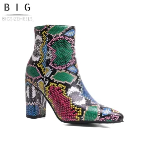 Bigsizeheels Vintage round toe python print short boots - Green