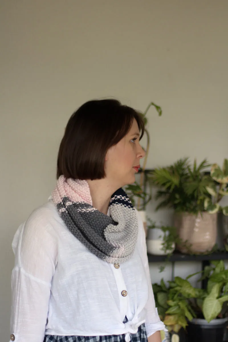 Cassie Colourblock Cowl | PDF Knitting Pattern