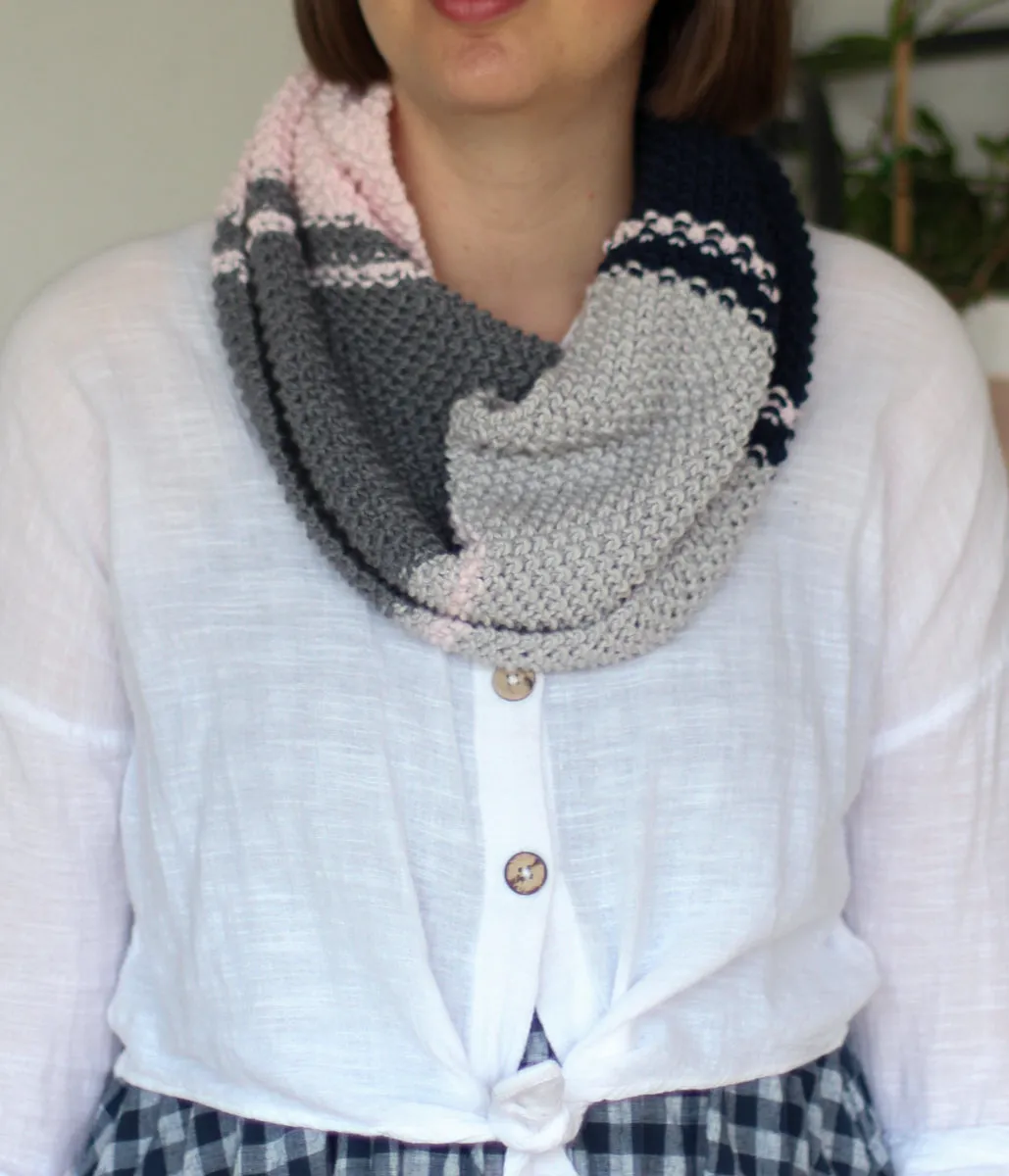 Cassie Colourblock Cowl | PDF Knitting Pattern