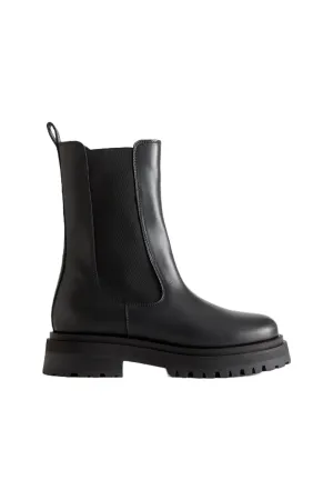 Leather Pull On Chunky Boots in Black