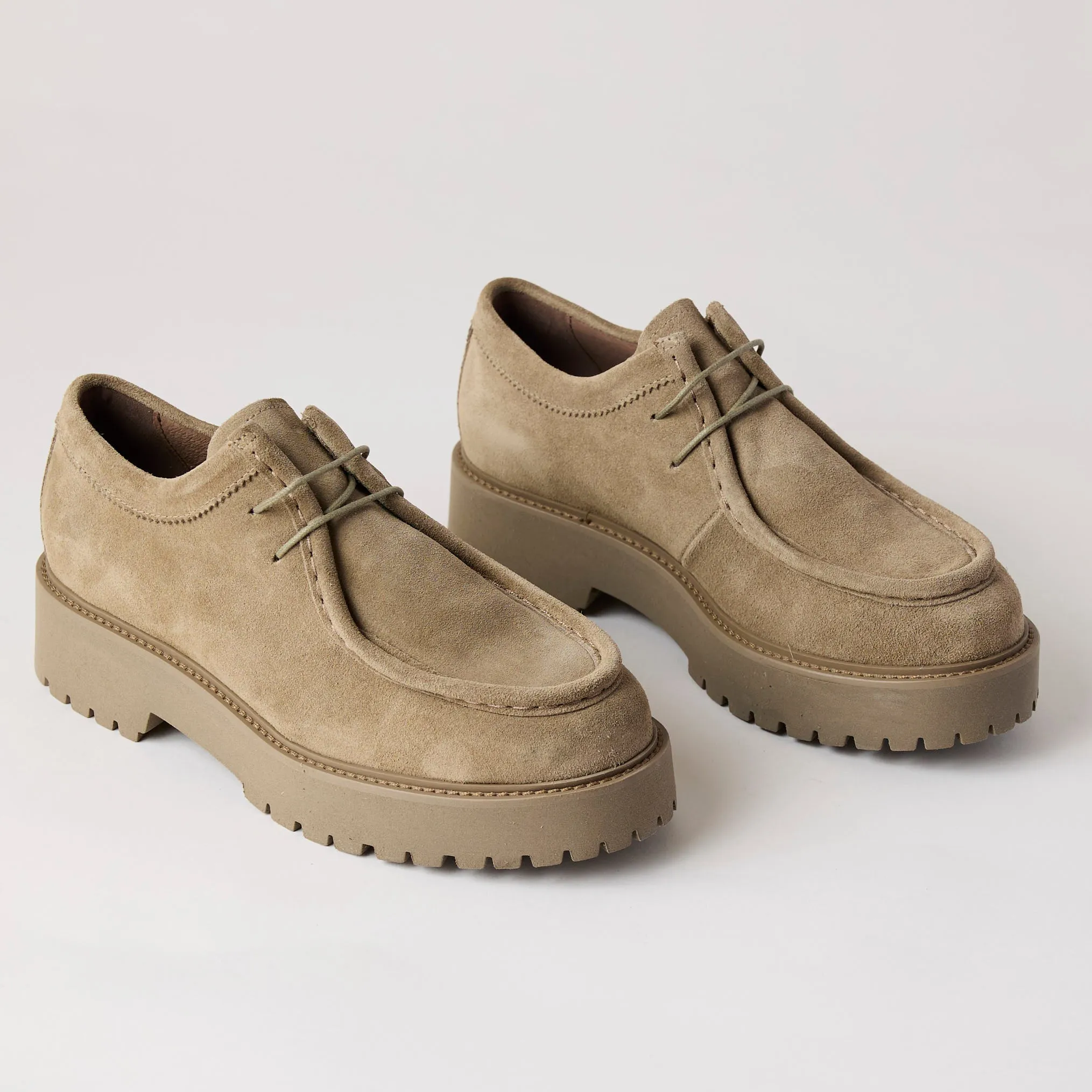 NeroGiardini Mink Suede Leather Laced Brogues