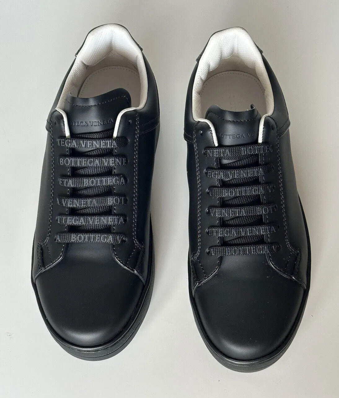NIB $690 Bottega Veneta Men's Calf Leather Black Sneakers 12 US (45 Euro) 578298