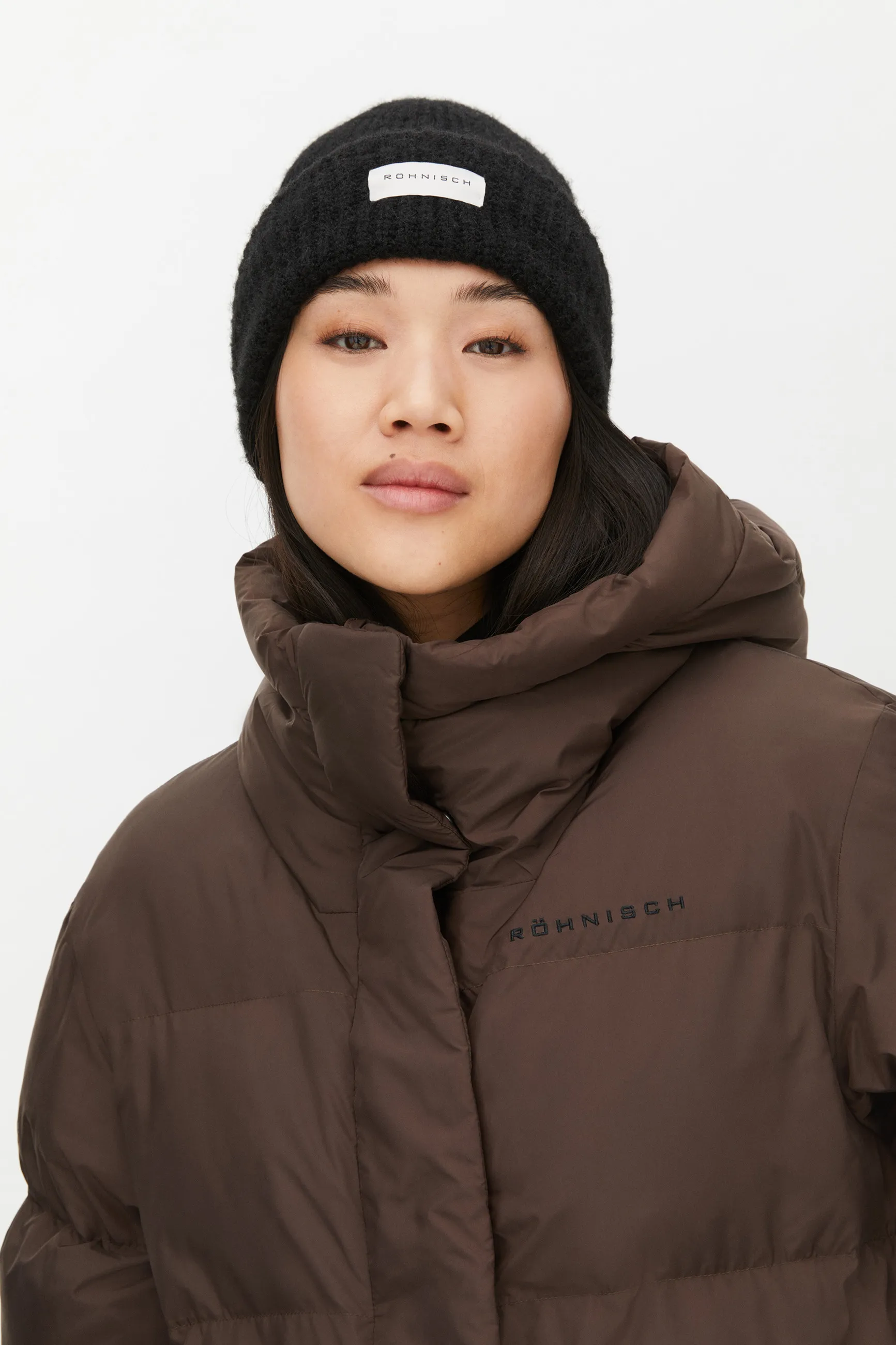 Röhnisch Chunky Beanie Black | Buy Röhnisch Chunky Beanie Black here | Outnorth