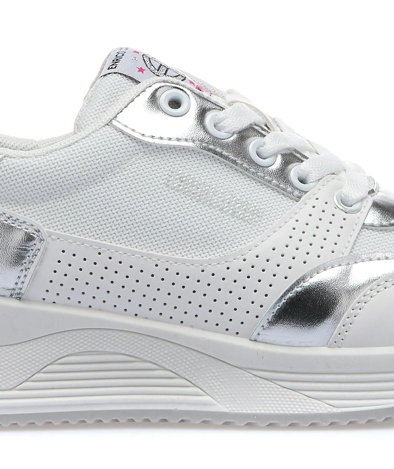 Sneakers bianche con suola chunky