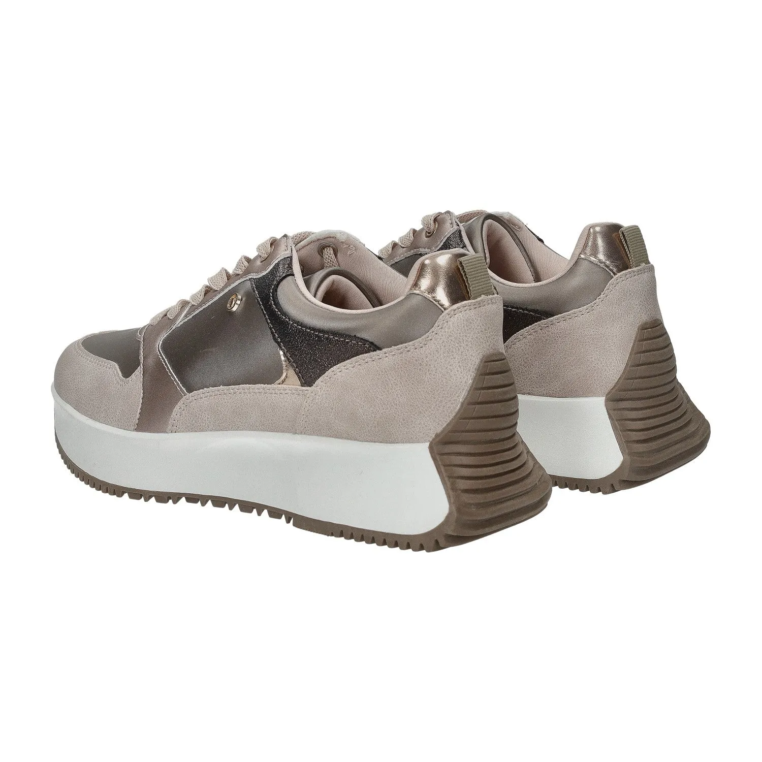 Sneakers con trama glitterata.sottopiede in Memory.