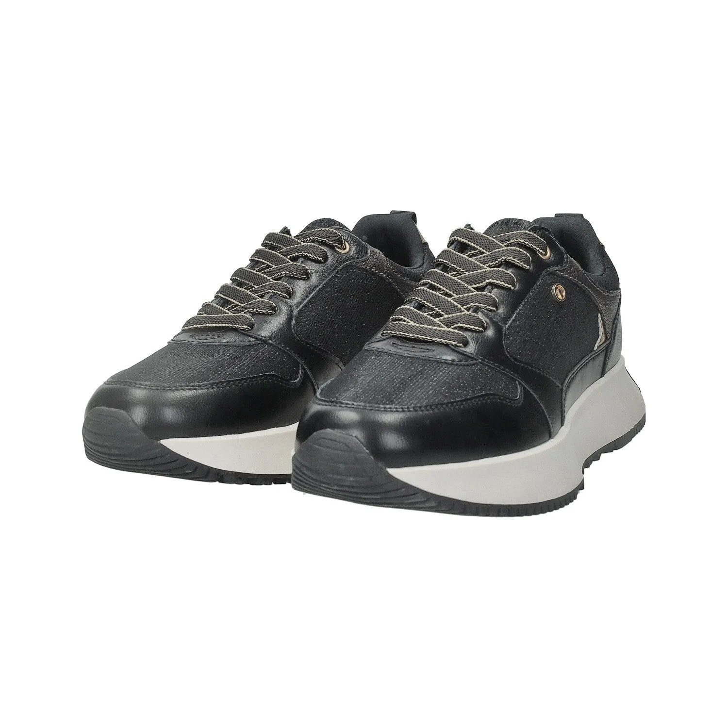 Sneakers con trama glitterata.sottopiede in Memory.