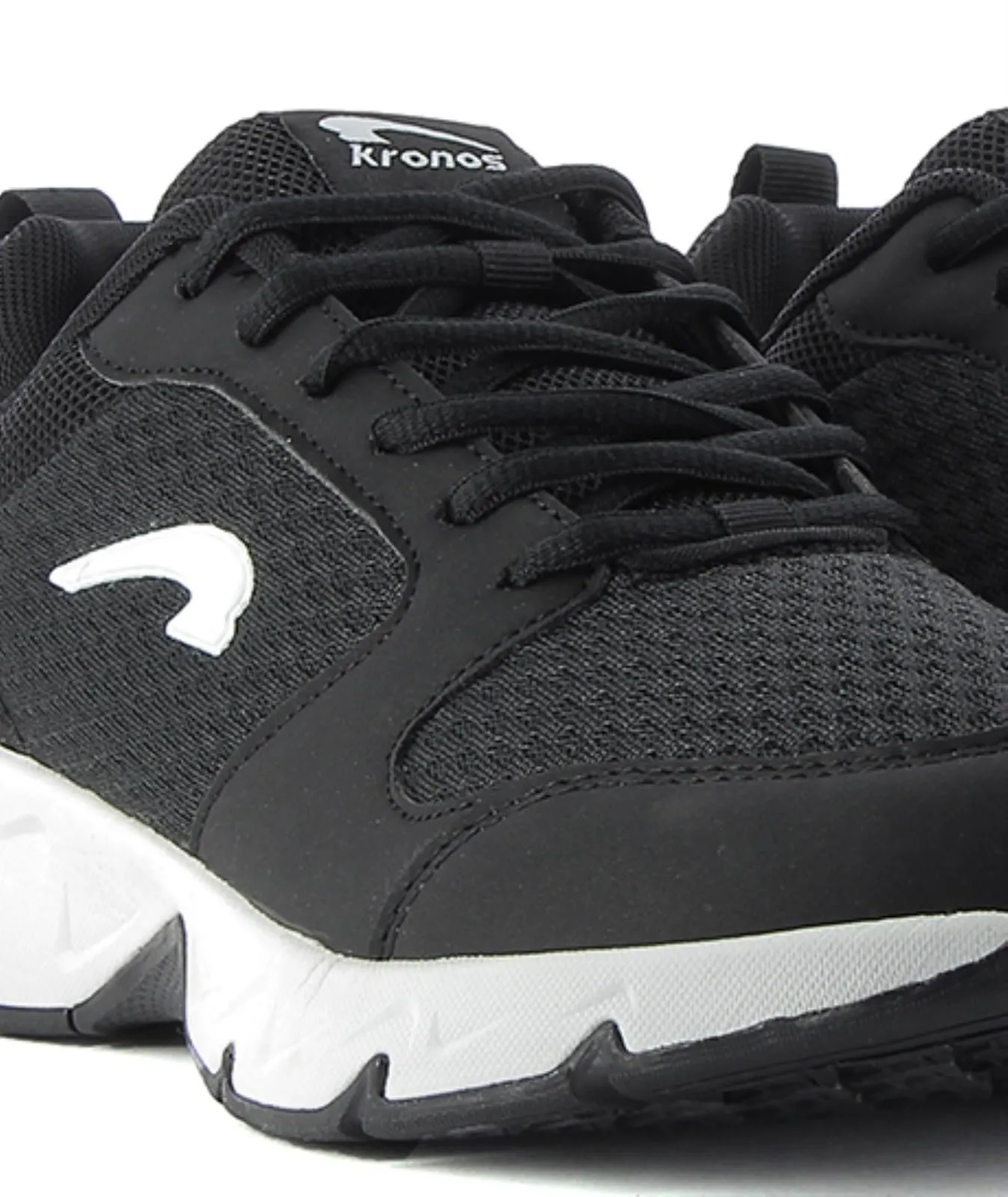 Sneakers uomo da running nere con suola chunky