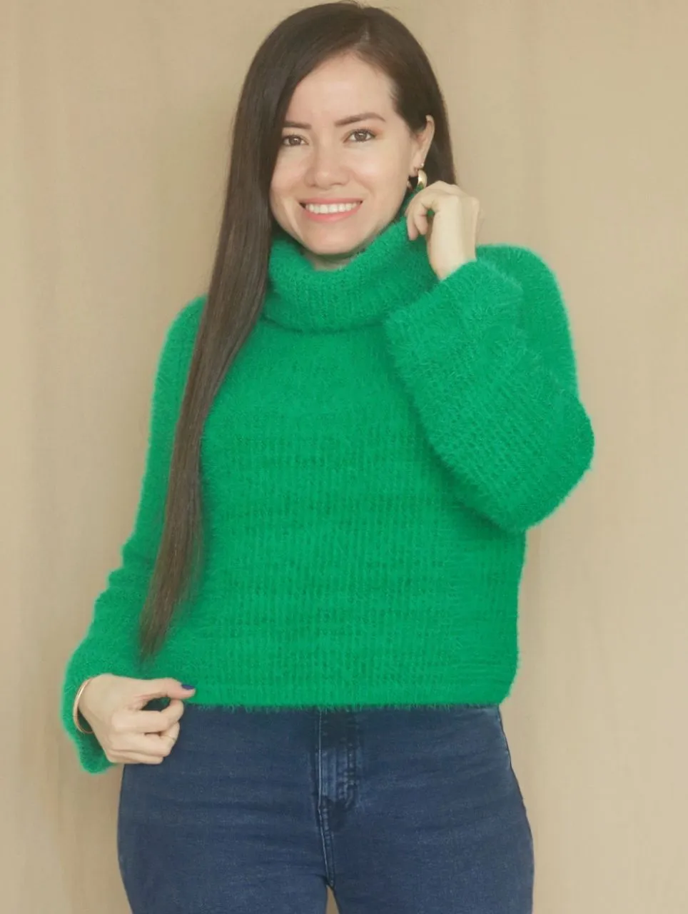 SWEATER CROP CUELLO TORTUGA