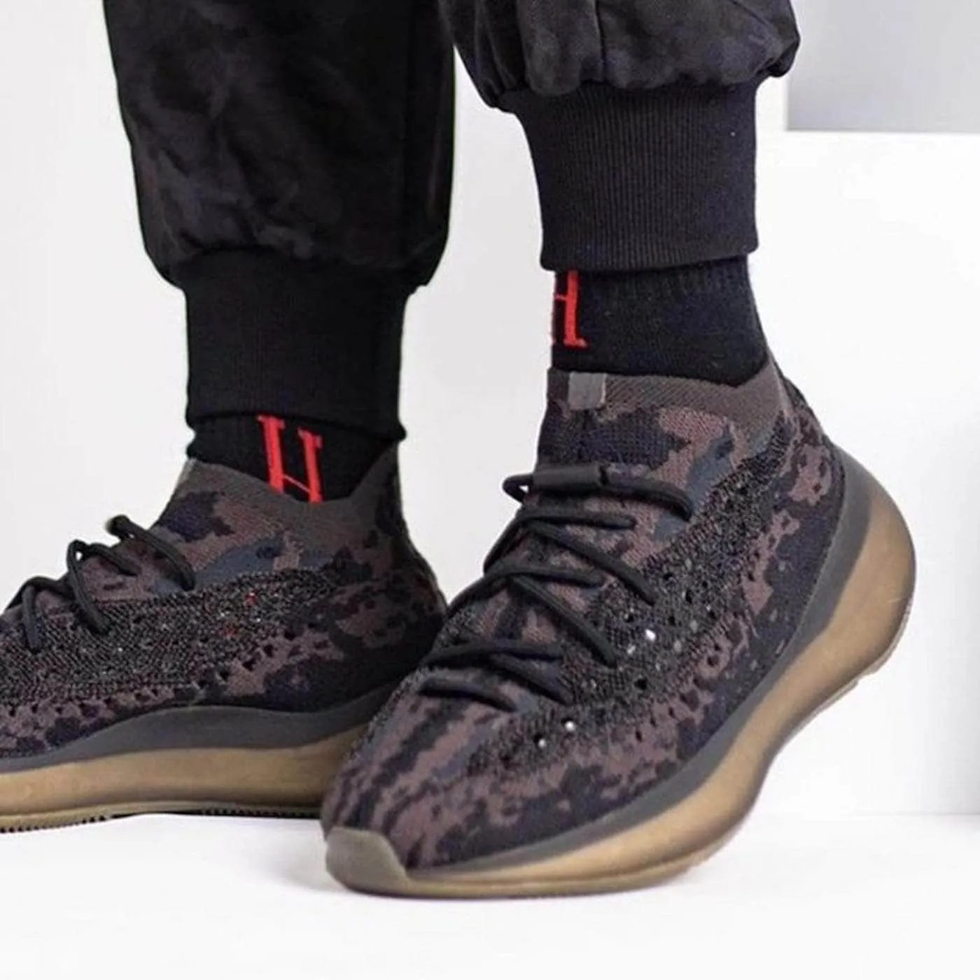 YEEZY BOOST 380 ONYX NON-REFLECTIVE